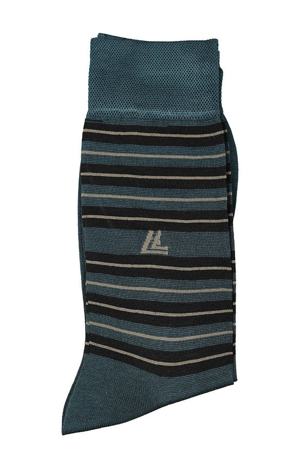 Dark grey socks with subtle stripes made from mercerized cotton – smart and breathable